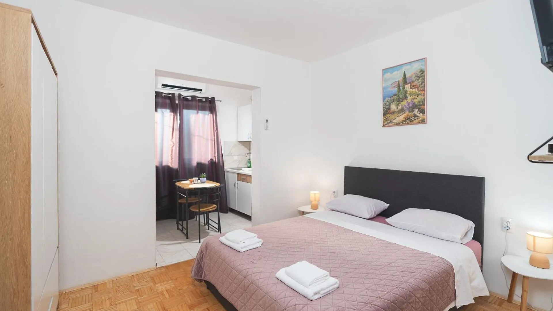 Apartments Lucija Starigrad Paklenica 0*,  Croatia