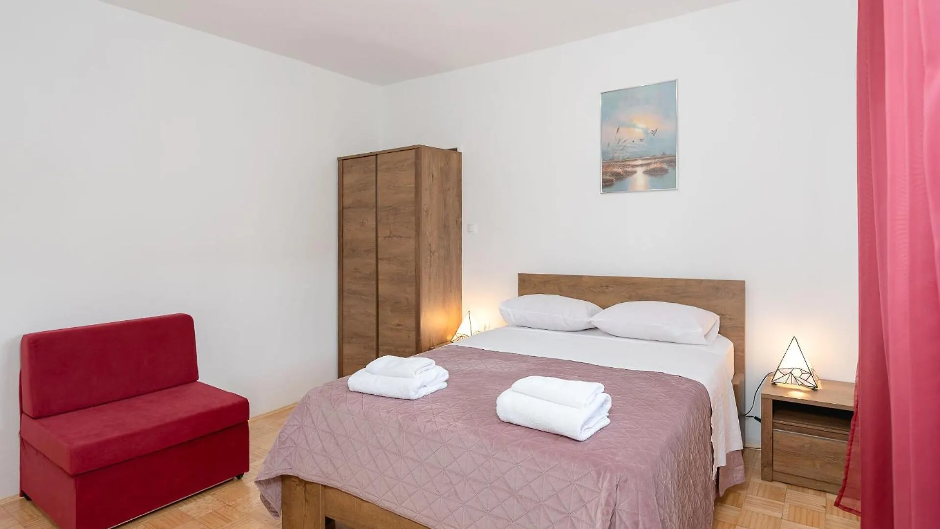 Apartments Lucija Starigrad Paklenica