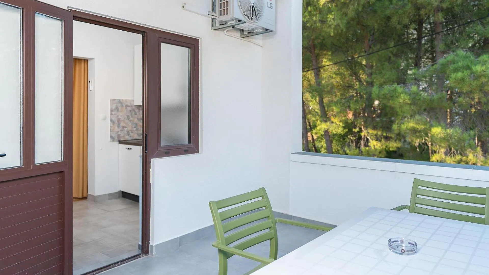 Apartments Lucija Starigrad Paklenica Croatia