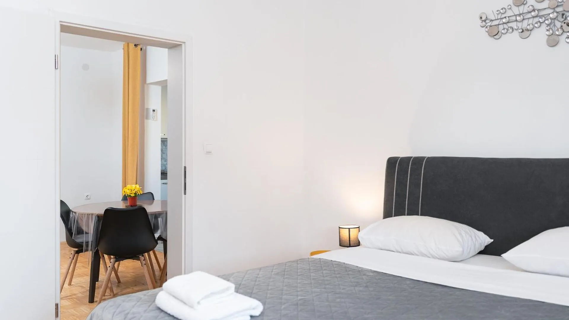 Apartments Lucija Starigrad Paklenica