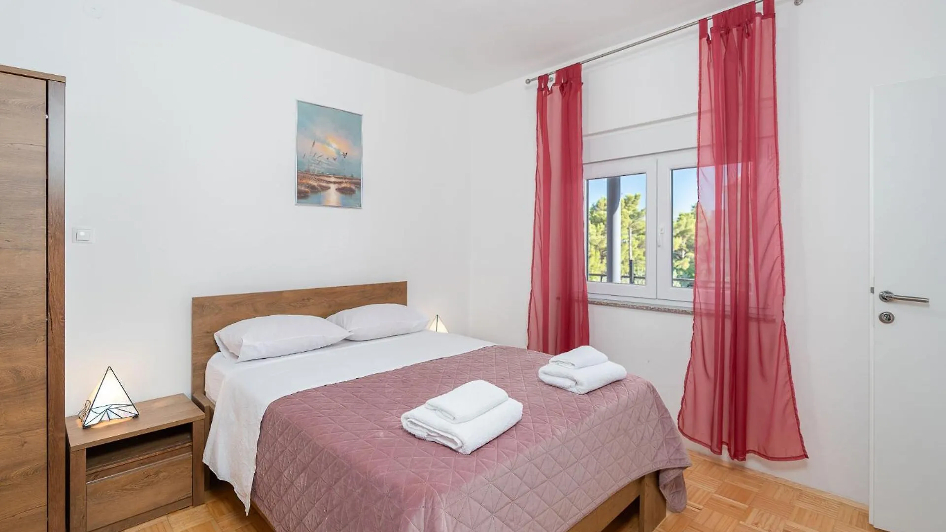Apartments Lucija Starigrad Paklenica